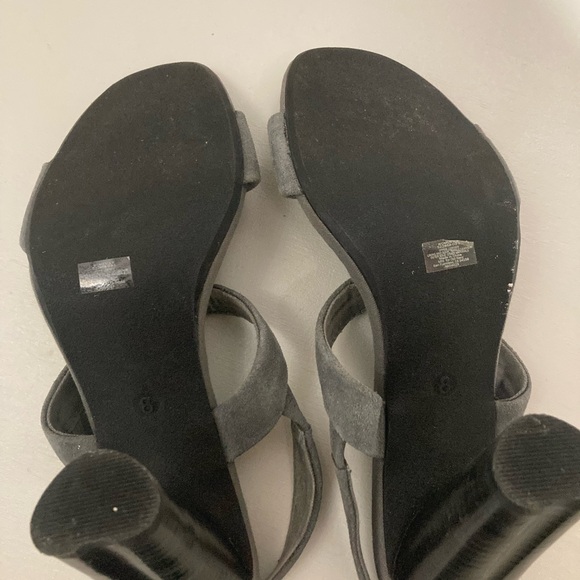 Grey heeled sandals - Picture 3 of 4